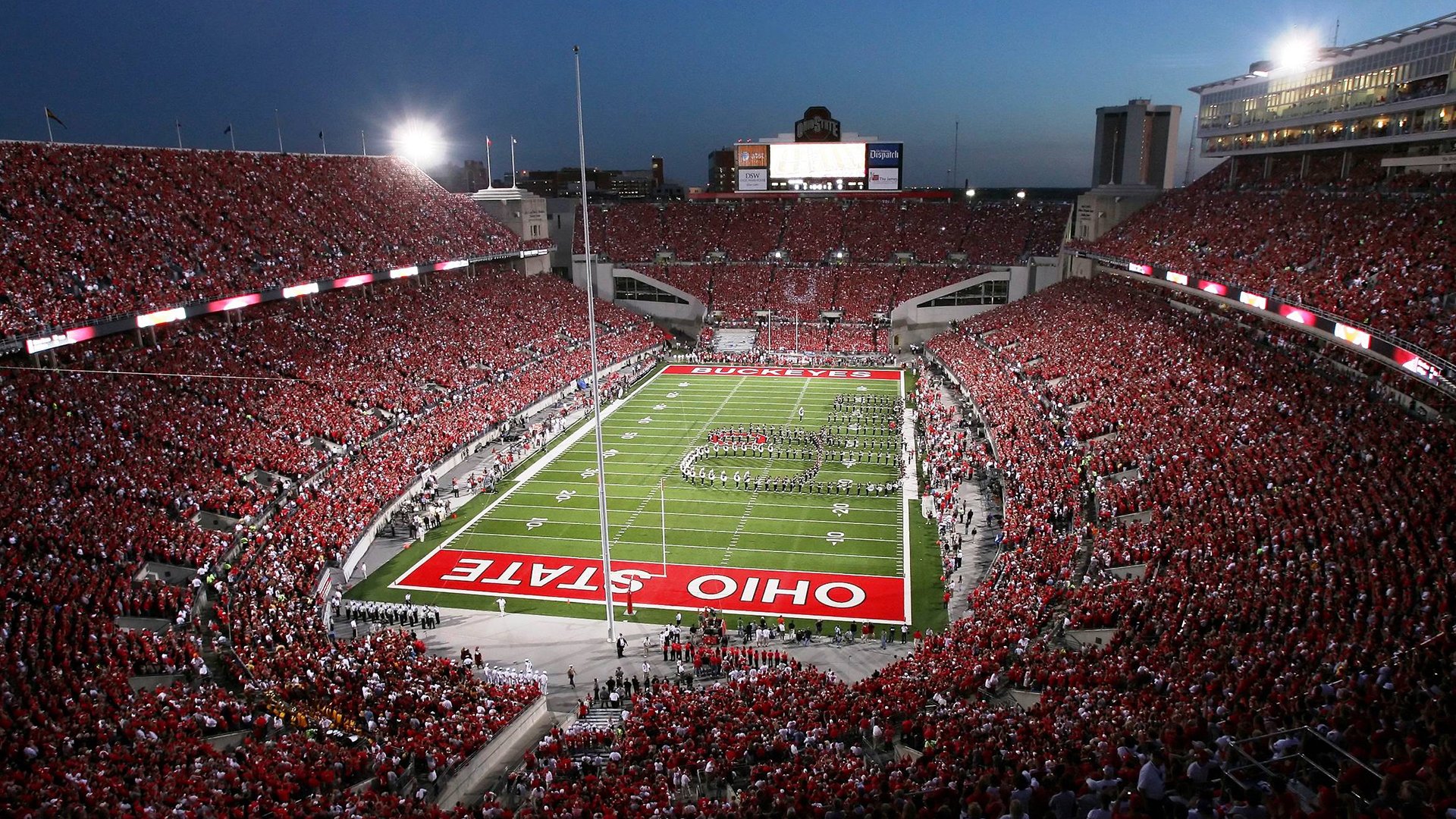 安东·李恩:精准传球与出色的防守使他成为全黑队不可或缺的核心